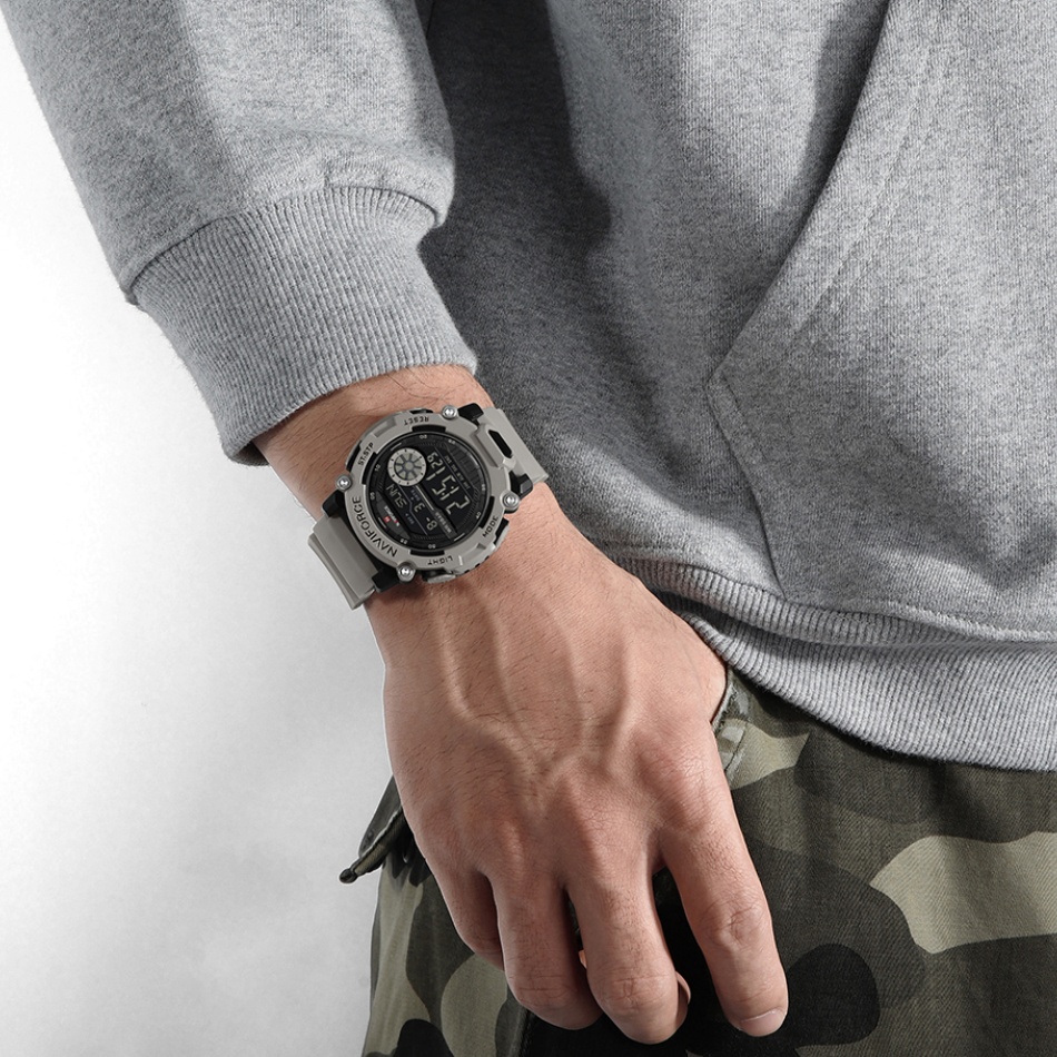 New NAVIFORCE Men's 5ATM Water - مراجعة Tide Watch Surf وسعره