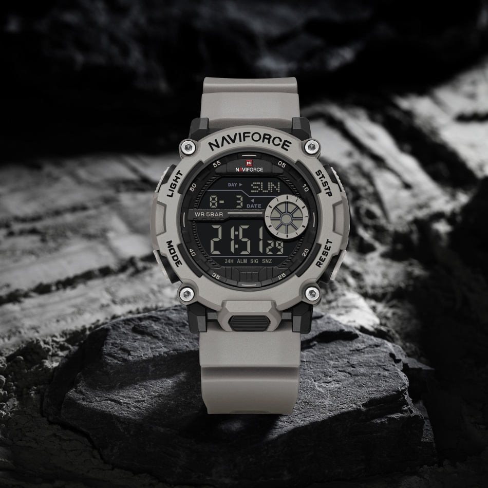 New NAVIFORCE Men's 5ATM Water - مراجعة Tide Watch Surf وسعره