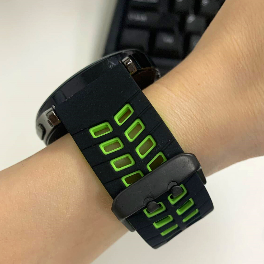 Silicone Smart Soft Strap For  - مراجعة Titan Watches Smartwatch وسعره