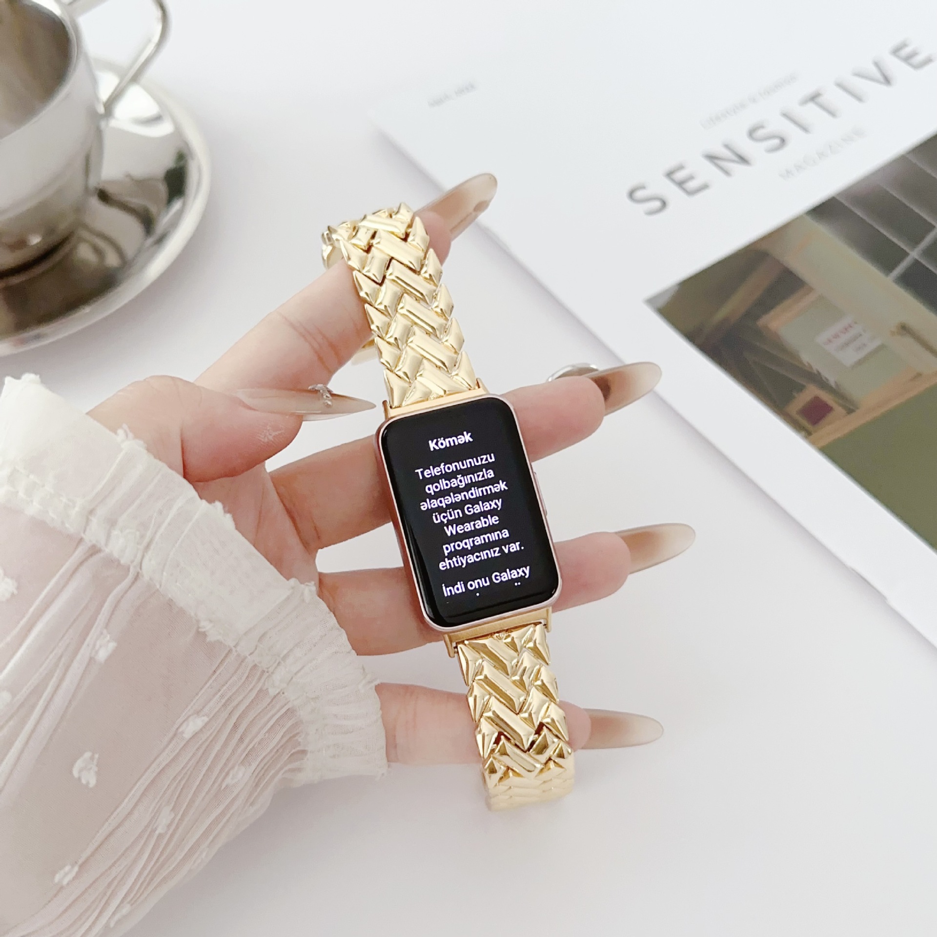 New Wristband Metal Strap for  - مراجعة Smartwatch New Watches For Women وسعره