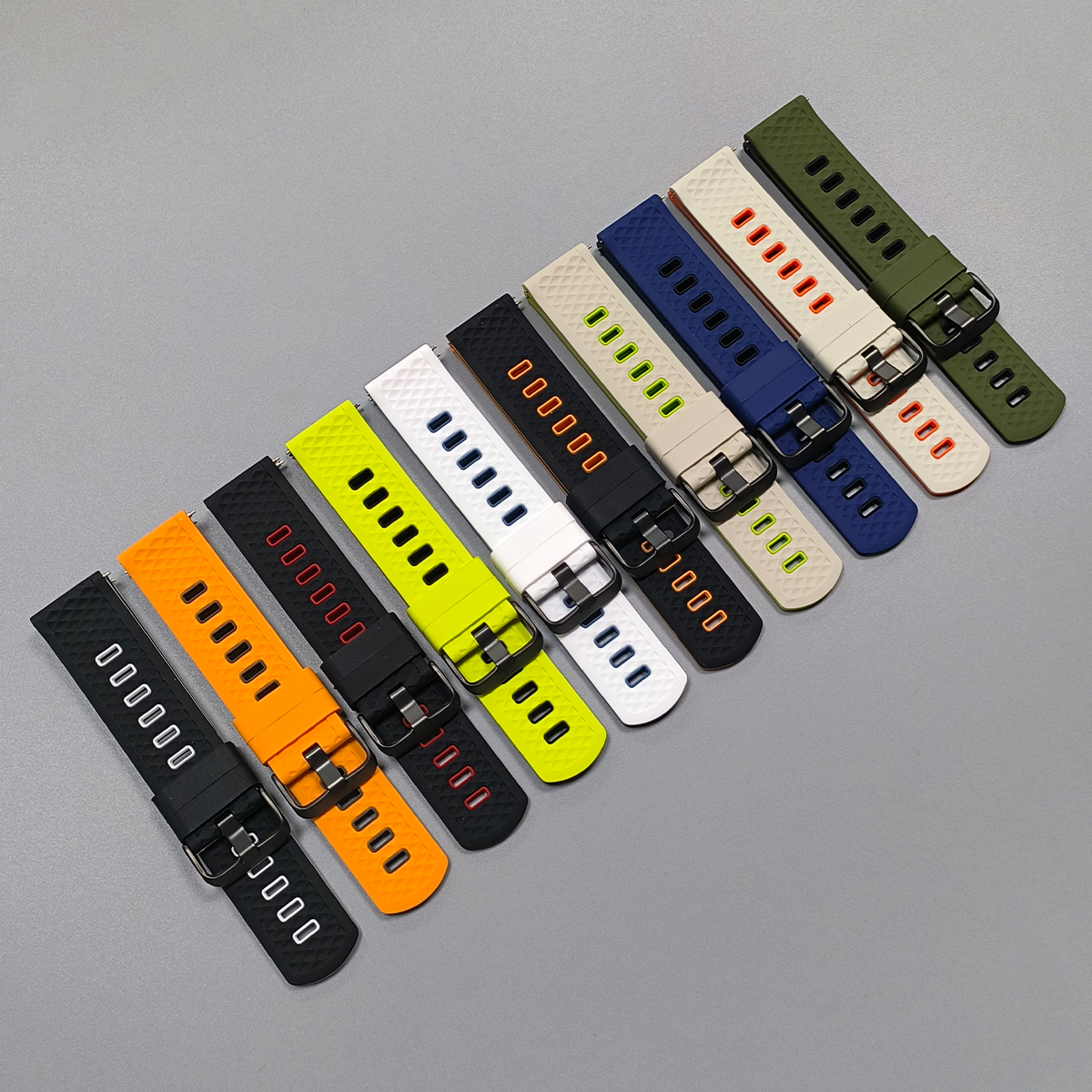 Silicone Strap 22mm For POLAR  - مراجعة Titan Watches Smartwatch وسعره
