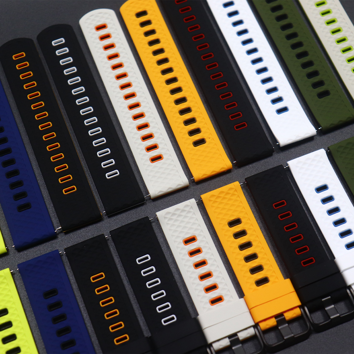 Silicone Strap 22mm For POLAR  - مراجعة Titan Watches Smartwatch وسعره