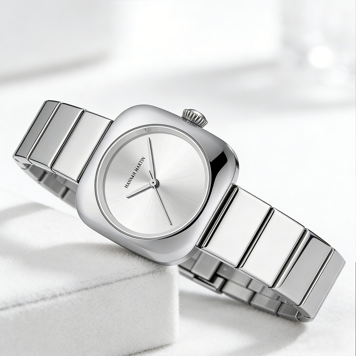 HANNAH MARTIN Women Watch Quar - مراجعة Anti-Magnetic Watch وسعره